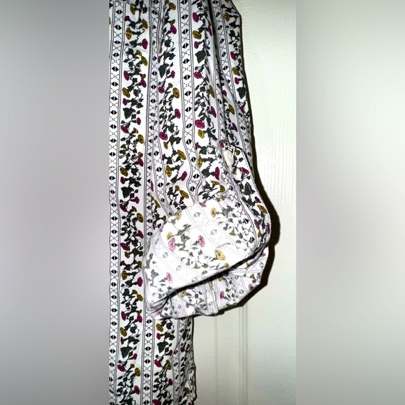 Prides Landing vintage Patterned Button-Up floral Shirt. Size MP. GUC - Picture 4 of 14